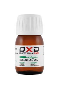 Botella de aceite esencial de eucalipto OXD 30 ml con etiqueta verde.
